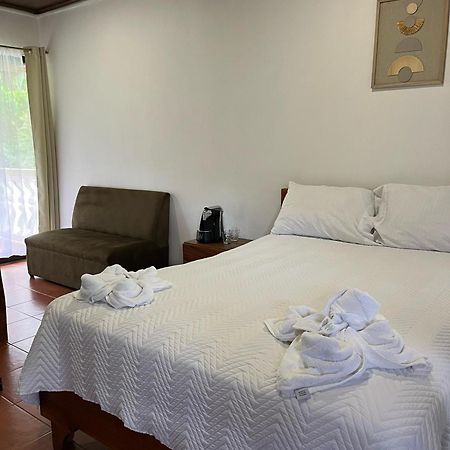 Hotel Y Restaurante El Paramo San Rafael  Екстериор снимка