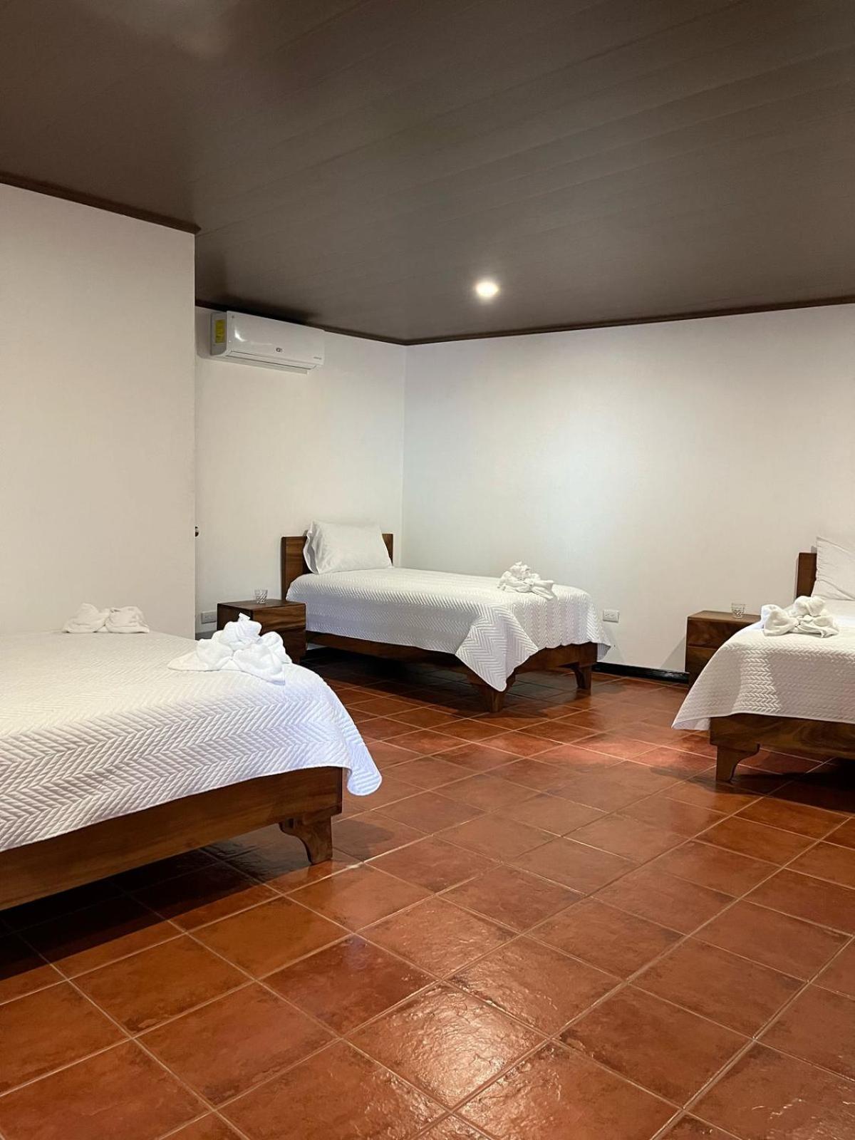Hotel Y Restaurante El Paramo San Rafael  Екстериор снимка